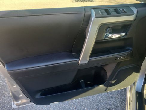 Used 2023 Toyota 4Runner Limited image 23