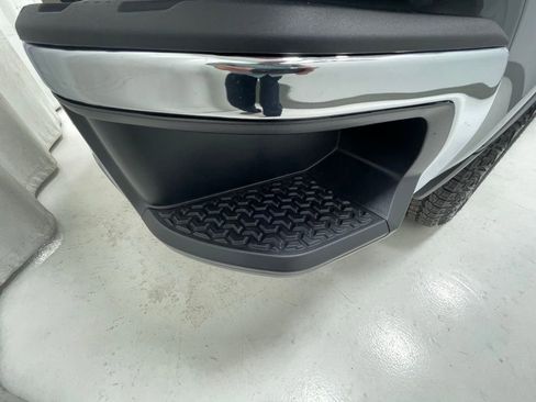 New 2026 GMC Sierra 1500 SLE image 7