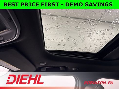 New 2026 Jeep Grand Cherokee Laredo image 33