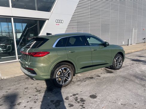 Used 2025 Audi Q5 Premium Plus w/ Premium Plus image 24