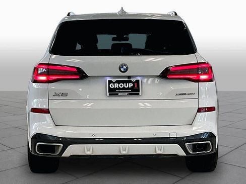 Used 2023 BMW X5 xDrive40i w/ M Sport Package AWD/4WD image 4