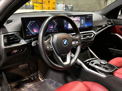 Used 2024 BMW 330i xDrive Sedan w/ Convenience Package image 17