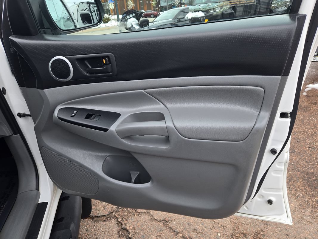 Used 2012 Toyota Tacoma 4x4 Double Cab w/ TRD Sport Pkg image 23