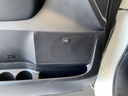 Used 2019 Toyota Tundra Platinum image 14