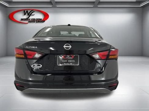 New 2026 Nissan Altima 2.5 SV FWD image 6