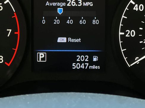 Used 2025 Nissan Altima 2.5 S FWD image 24
