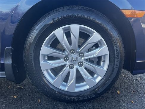 Used 2019 Honda Odyssey LX image 14