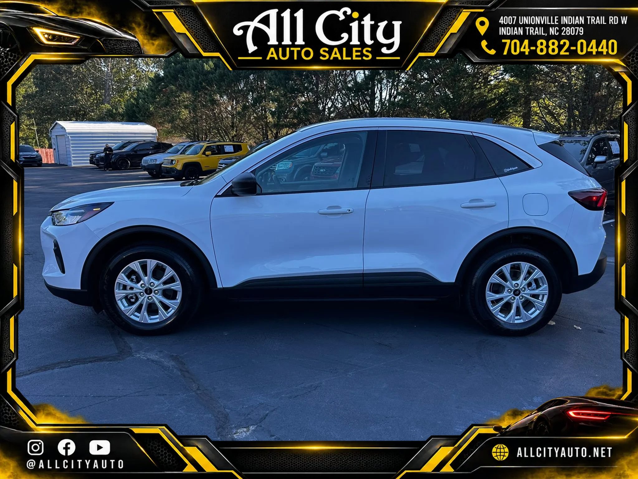 Used 2023 Ford Escape Active w/ Tech Pack #1 AWD/4WD image 4