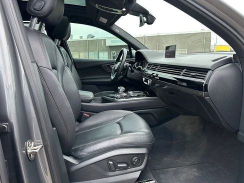 Used 2018 Audi Q7 3.0T Premium Plus w/ Premium Plus Package AWD/4WD image 25