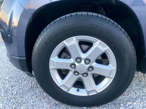 Used 2014 GMC Acadia SLE image 23
