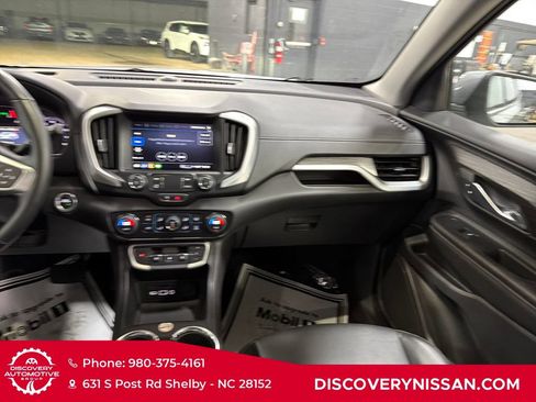 Used 2024 GMC Terrain SLT AWD/4WD image 35