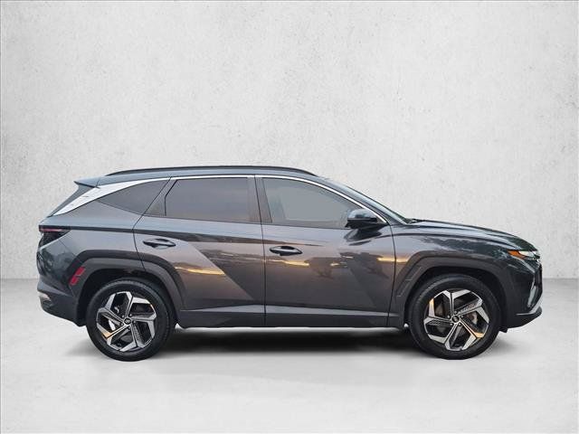 Used 2023 Hyundai Tucson SEL w/ Convenience Package AWD/4WD image 4