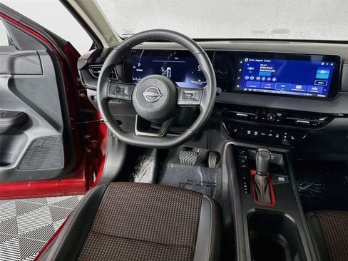 Certified 2026 Nissan Kicks SR w/ Cold Weather Package FWD image 22