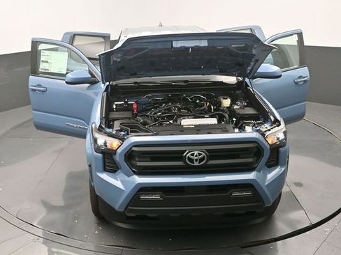 New 2026 Toyota Tacoma SR5 image 33