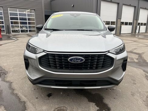 Used 2023 Ford Escape Active image 2
