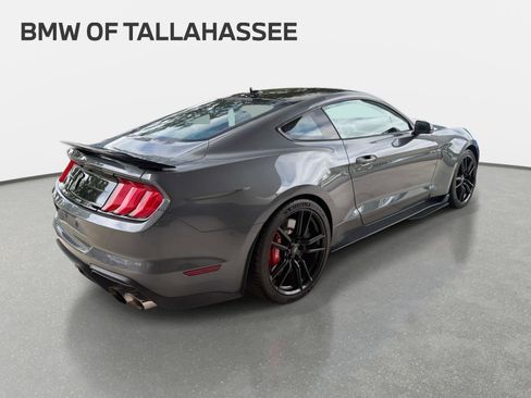 Used 2021 Ford Mustang Shelby GT500 w/ Technology Package RWD image 5