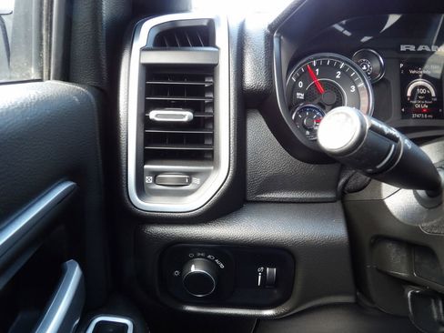 Used 2024 RAM 3500 SLT w/ Quick Order Package 2YG SLT AWD/4WD image 19