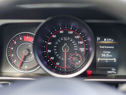 Used 2022 Hyundai Elantra SEL FWD image 25