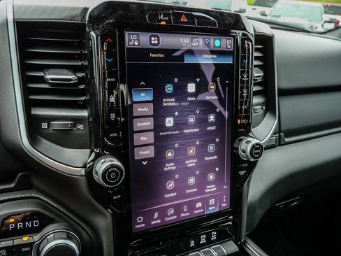 New 2026 RAM 1500 4x4 Crew Cab image 35