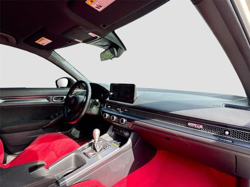 Used 2024 Honda Civic Type R image 14