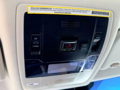 Certified 2023 Lexus ES 300h w/ Premium Package image 27