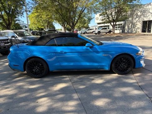 Used 2022 Ford Mustang GT Premium w/ GT Performance Package RWD image 6