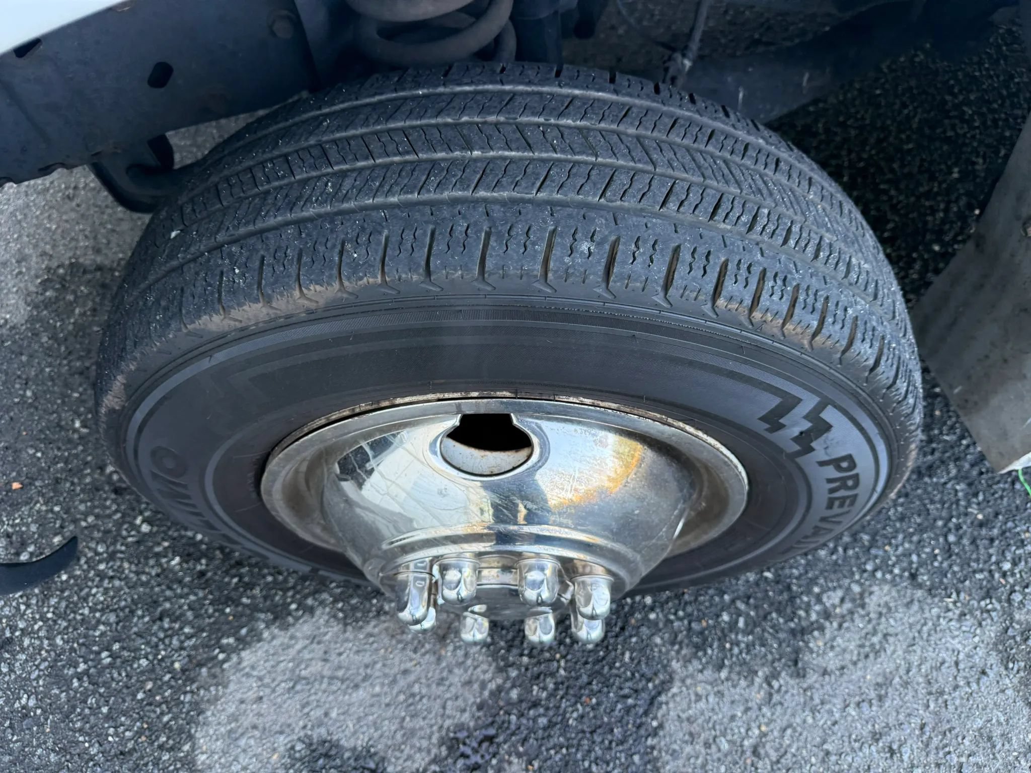 Used 2013 Ford E-350 and Econoline 350 Super Duty w/ Shuttle Bus Prep Pkg RWD image 34