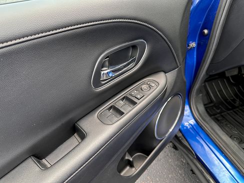 Used 2022 Honda HR-V EX-L image 15