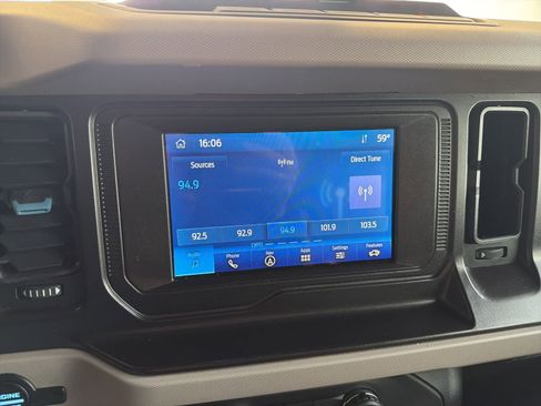 Used 2021 Ford Bronco Wildtrak image 25