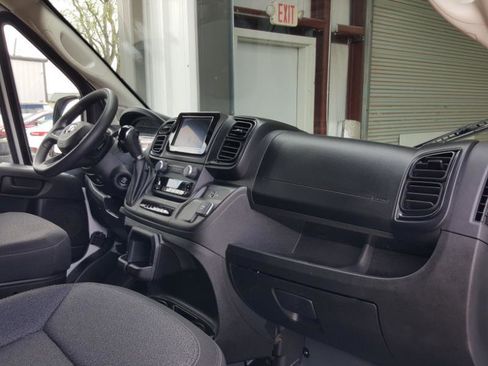 Used 2023 RAM ProMaster 2500 image 12