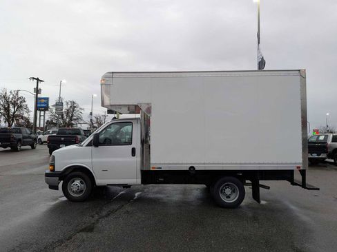 New 2024 Chevrolet Express 3500 w/ Power Convenience Package image 3