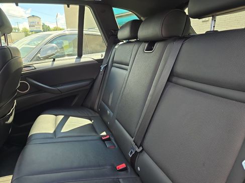 Used 2011 BMW X5 M image 21