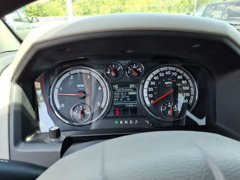 Used 2011 RAM 2500 SLT w/ Cold Weather Group AWD/4WD image 26