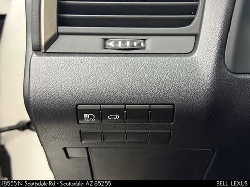 Used 2020 Lexus RX 350L Premium w/ Premium Package image 20