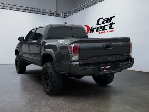 Used 2021 Toyota Tacoma TRD Sport AWD/4WD image 13