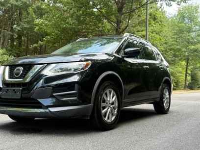 Used 2018 Nissan Rogue SV