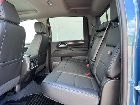New 2026 GMC Sierra 2500 Denali w/ Denali Reserve Package AWD/4WD image 5