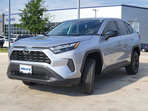 Used 2025 Toyota RAV4 LE FWD image 2