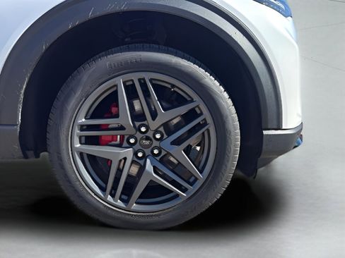 Used 2025 Ford Explorer ST-Line w/ Premium Package image 20