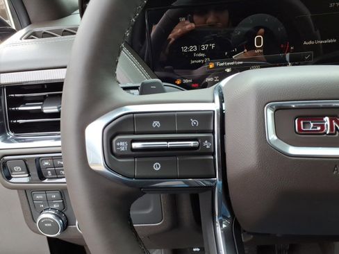 New 2026 GMC Yukon XL Elevation image 18