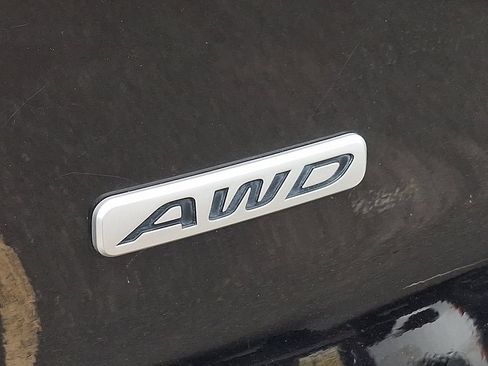 Used 2022 Kia Telluride S AWD/4WD image 32