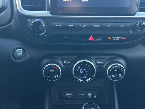 New 2026 Hyundai Venue SEL FWD image 21