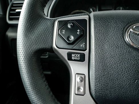 Used 2020 Toyota 4Runner Limited image 10