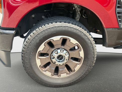 Used 2025 Ford F350 King Ranch AWD/4WD image 11