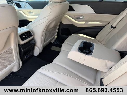 Used 2024 Mercedes-Benz GLE 350 4MATIC image 17