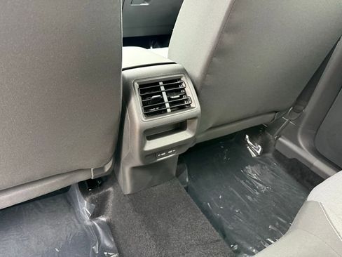 New 2026 Volkswagen Tiguan S AWD/4WD image 21