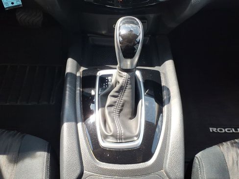 Used 2019 Nissan Rogue S w/ Special Edition Package AWD/4WD image 14