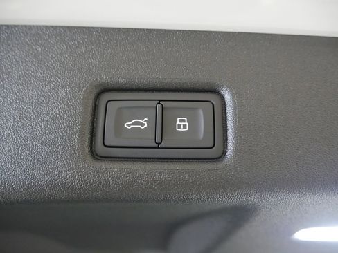 New 2026 Audi SQ5 Premium Plus AWD/4WD image 23