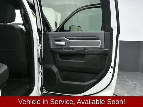Used 2022 RAM 2500 Big Horn w/ Level 1 Equipment Group image 12