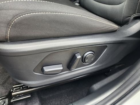 Used 2022 Hyundai Tucson SEL w/ Cargo Package image 11